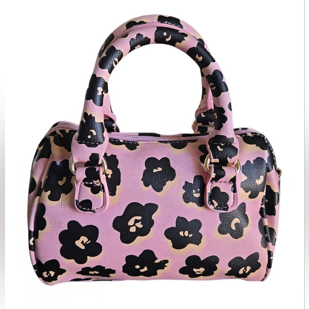 Betsey Johnson Cat Mini Bag in Pink and Black - Picture 4 of 10